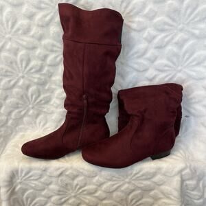 Dream Pairs Size 9 Maroon Faux Suede 1/2 Inch Heels Slouched Style Below Knee